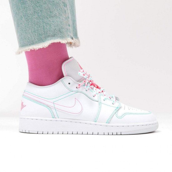 Air Jordan 1 Low GS factory Aurora Green Size 5Y